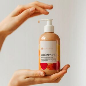 OPCJA NATURA Mleczkopiana do mycia i demakijażu twarzy 250 ml