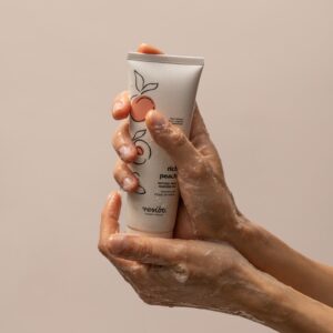 Resibo – Naturalny żel myjący do twarzy z ekstraktem z brzoskwini 125 ml